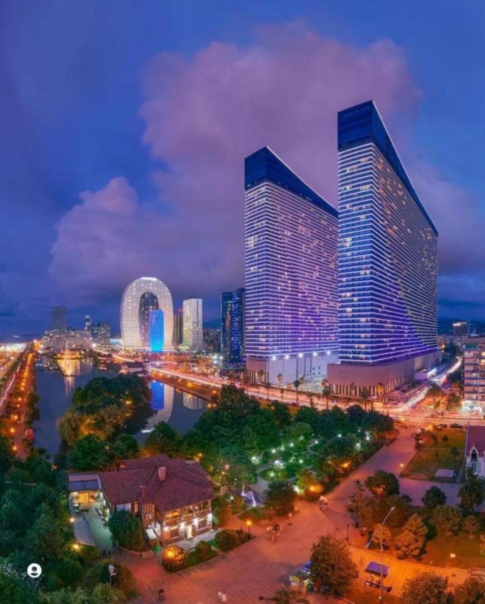 Orbi City Batum Dış mekan fotoğraf